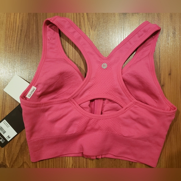 NWT Sports Top - Picture 2 of 5